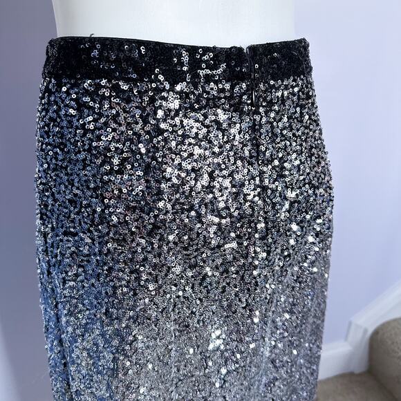 Nikibiki Silver Sequin Pencil Skirt | Size Small | Glamorous Sparkle - Picture 3 of 6